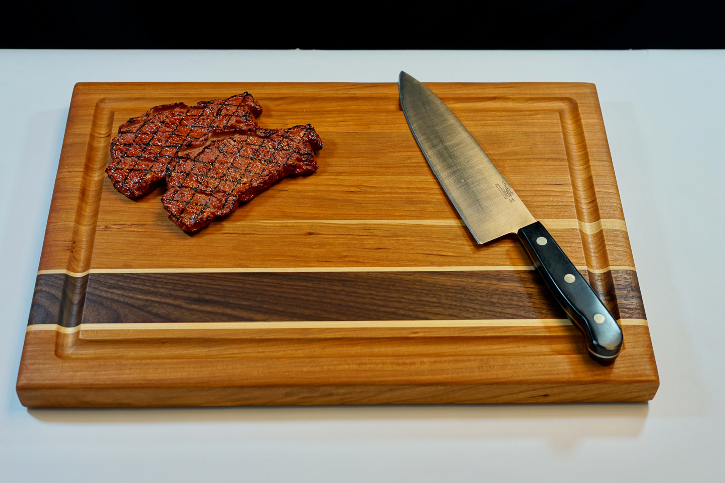 Mixed Wood Cutting Board - Cherry with Walnut Strip